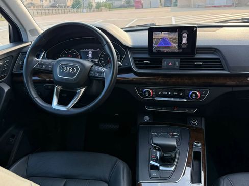 Used 2018 Audi Q5 2.0T Premium Plus w/ Premium Plus Package AWD/4WD image 12