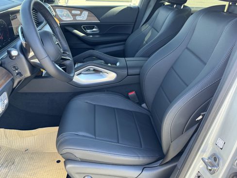 New 2025 Mercedes-Benz GLS 450 4MATIC image 18