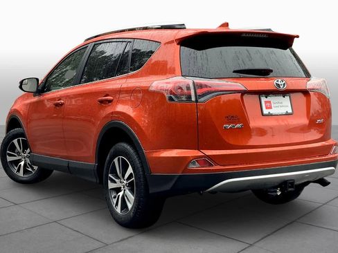Used 2016 Toyota RAV4 XLE image 11