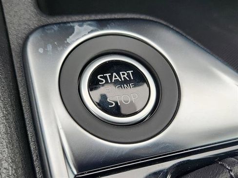 New 2025 Nissan Sentra SV image 8