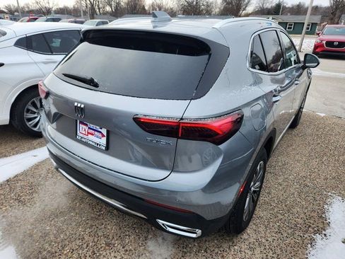 New 2026 Buick Envision Preferred image 3