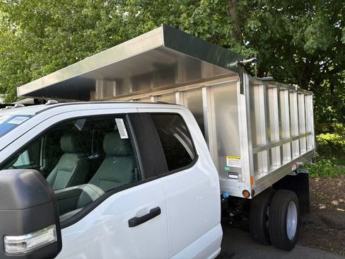 New 2026 Ford F550 4x4 Supercab Super Duty image 16