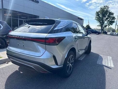 Used 2025 Lexus RX 350 Premium w/ Accessory Package AWD/4WD image 7