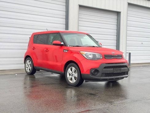 Used 2019 Kia Soul w/ Option Group 020 FWD image 3