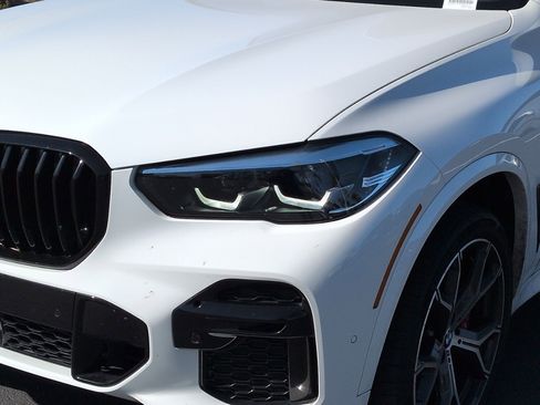 Used 2023 BMW X5 sDrive40i w/ M Sport Package RWD image 6