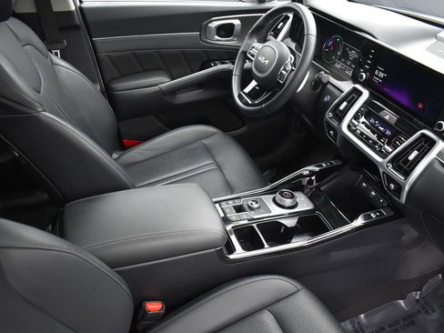 Used 2022 Kia Sorento SX w/ Panoramic Sunroof Package image 33