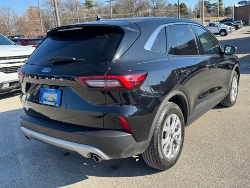 Used 2024 Ford Escape Active w/ Cold Weather Package image 3