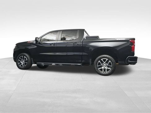 Used 2019 Chevrolet Silverado 1500 LT Trail Boss AWD/4WD image 12