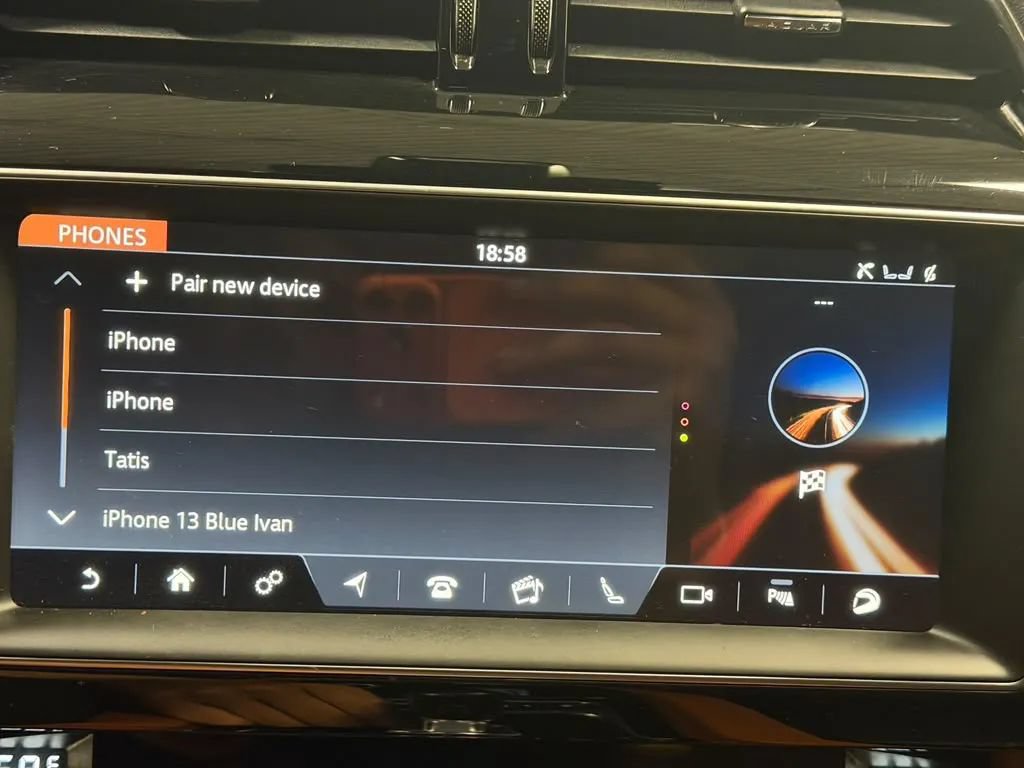 Used 2020 Jaguar F-PACE SVR AWD/4WD image 41