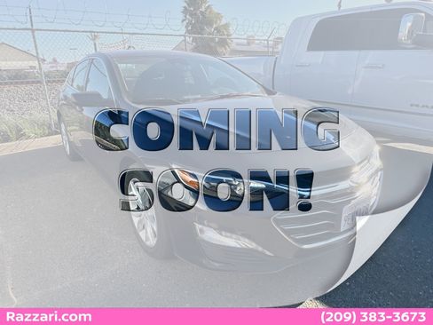 Used 2023 Chevrolet Malibu LT image 1