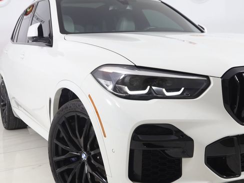Used 2023 BMW X5 sDrive40i w/ M Sport Package image 18