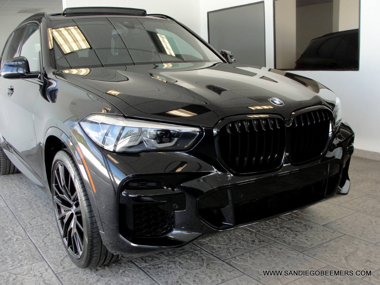 Used 2022 BMW X5 sDrive40i w/ M Sport Package RWD image 41