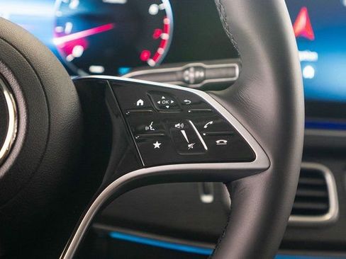 New 2026 Mercedes-Benz GLE 350 4MATIC image 16