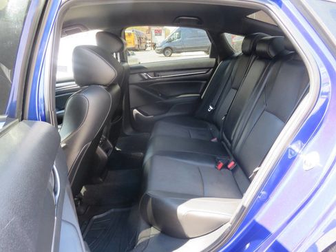 Used 2022 Honda Accord Sport image 18