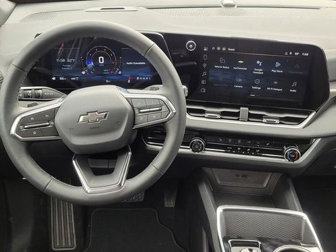 New 2026 Chevrolet Equinox LT w/ Midnight Edition image 11