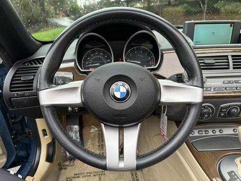 Used 2003 BMW Z4 3.0i image 18