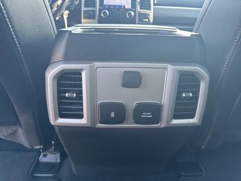 Used 2021 Ford F250 Lariat w/ Lariat Value Package RWD image 14