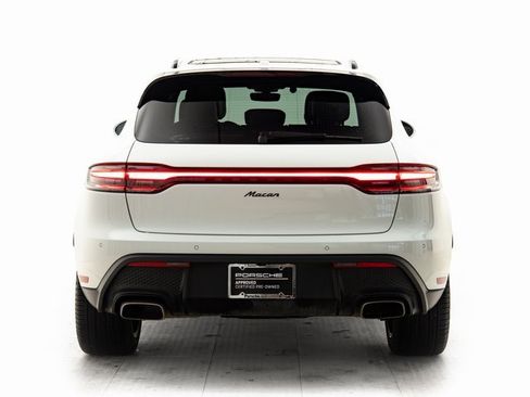 Used 2025 Porsche Macan image 35