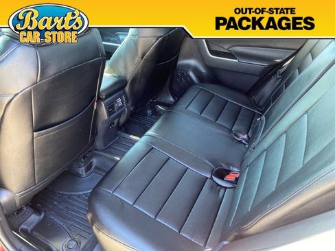 Used 2021 Toyota RAV4 XLE w/ XLE Grade Weather Package AWD/4WD image 20