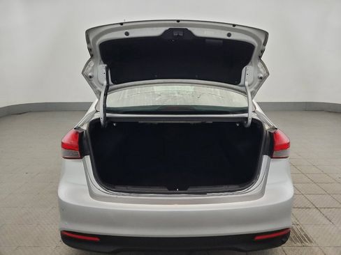 Used 2017 Kia Forte LX FWD image 29