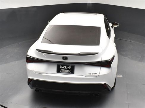 Used 2022 Lexus IS 350 F Sport image 47