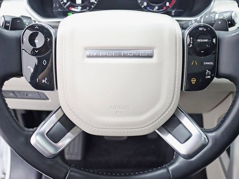 Used 2019 Land Rover Range Rover Long Wheelbase Supercharged image 14