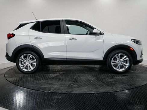 Used 2023 Buick Encore GX Preferred w/ Cold Weather Comfort Package image 5