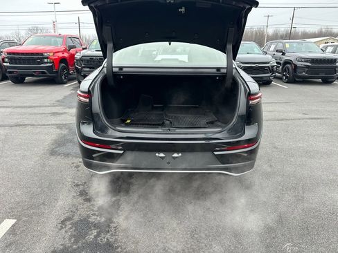 Used 2024 Toyota Crown XLE image 11