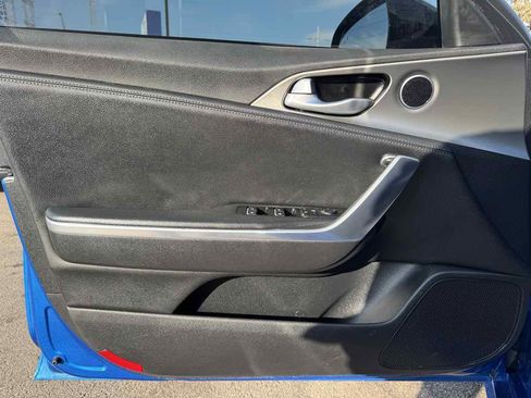 Used 2018 Kia Stinger GT image 27