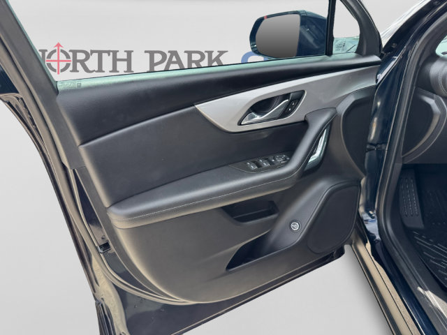 Used 2021 Chevrolet Blazer LT FWD image 10