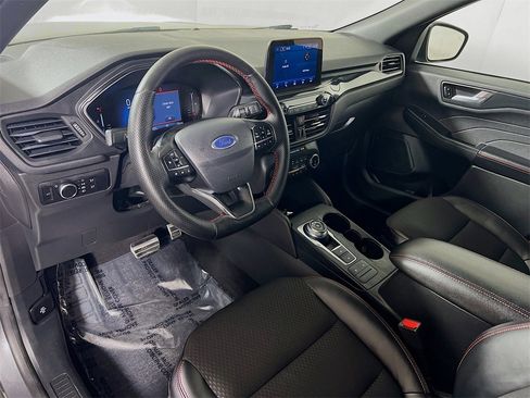 Used 2023 Ford Escape ST-Line image 10