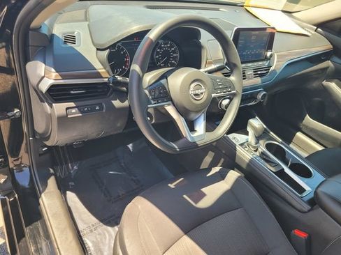 Certified 2023 Nissan Altima 2.5 SV FWD image 12