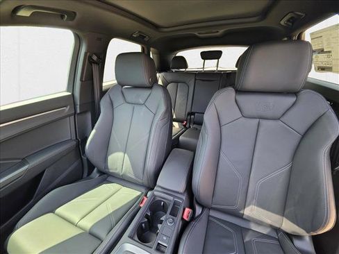 New 2025 Audi Q3 2.0T Premium w/ Convenience Package image 15