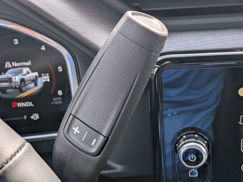 New 2026 GMC Sierra 2500 AT4 w/ AT4 Premium Plus Package AWD/4WD image 31
