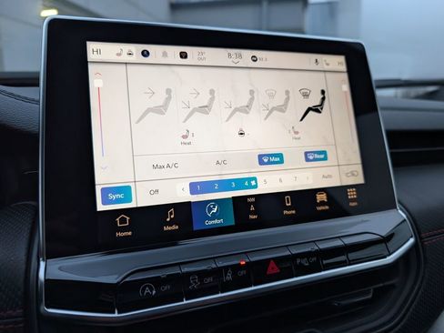 New 2026 Jeep Compass Trailhawk image 23