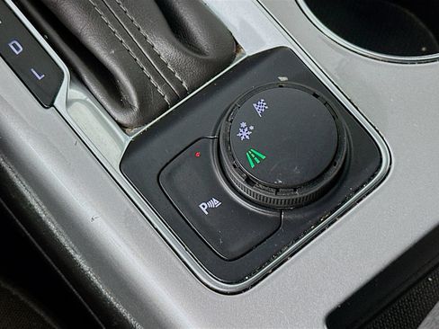 Used 2020 Chevrolet Blazer LT FWD image 21