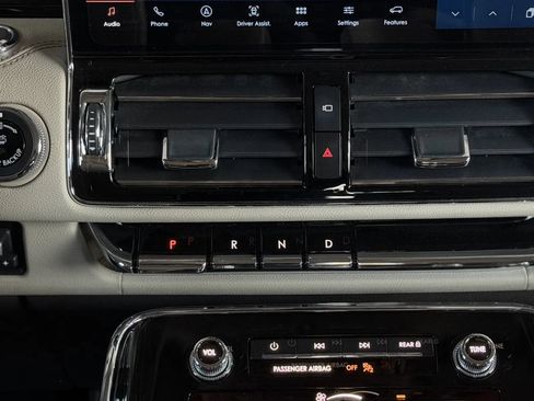 Used 2024 Lincoln Navigator L Reserve image 35