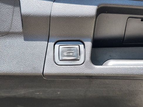 Used 2019 GMC Acadia Denali w/ Technology Package AWD/4WD image 36
