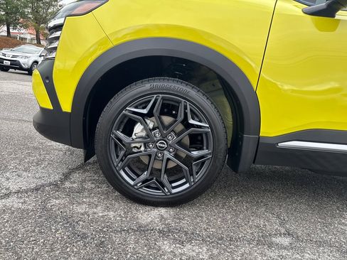 New 2026 Nissan Kicks SR w/ SR Premium Package AWD/4WD image 27