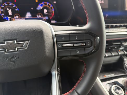 Used 2026 Chevrolet Colorado Z71 AWD/4WD image 20
