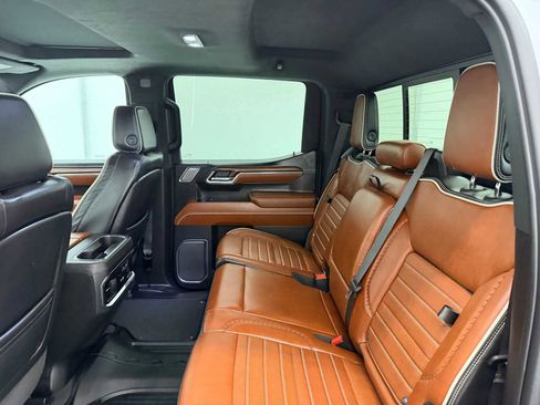 Used 2024 GMC Sierra 1500 Denali Ultimate image 21