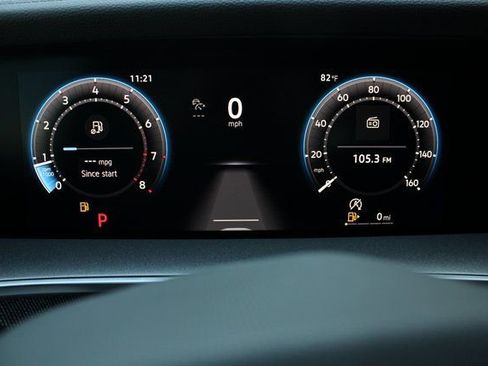 New 2025 Volkswagen Tiguan S FWD image 13