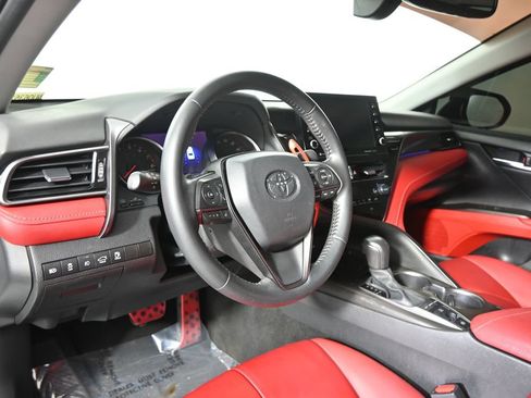 Used 2022 Toyota Camry XSE FWD image 22