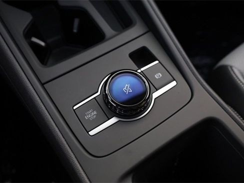 New 2025 Volkswagen Tiguan SE R-Line image 17