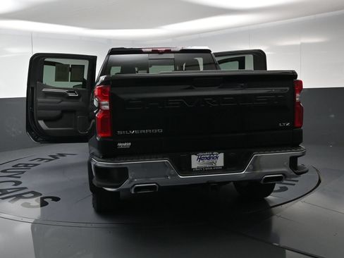 Used 2025 Chevrolet Silverado 1500 LTZ w/ LTZ Premium Package AWD/4WD image 28