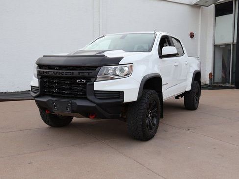 Certified 2021 Chevrolet Colorado ZR2 w/ ZR2 Dusk Special Edition image 3