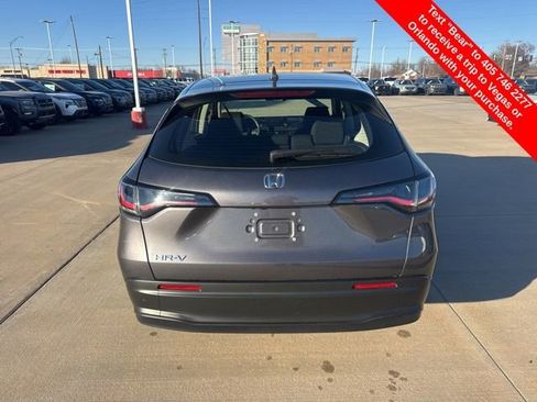 Used 2025 Honda HR-V LX image 4