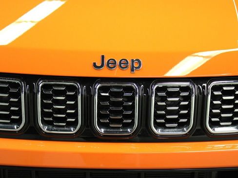 New 2026 Jeep Compass Limited image 33