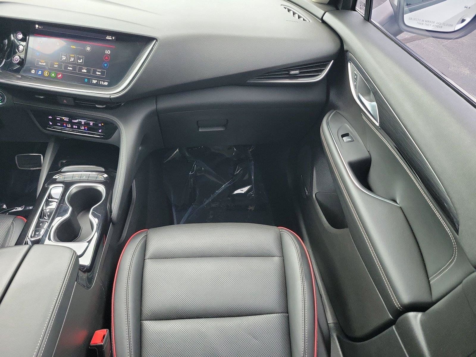 Used 2022 Buick Envision Essence w/ Technology Package I FWD image 12