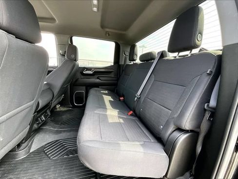 Used 2024 Chevrolet Silverado 1500 LT AWD/4WD image 15